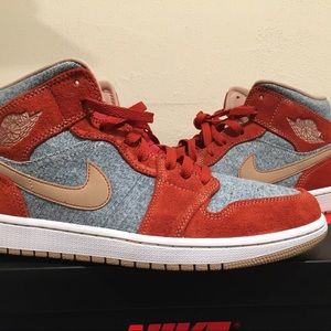 Nike Air Jordan 1 Mid Cinnabar